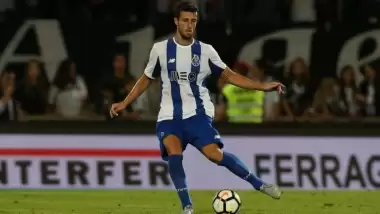 Fenerbahçe ve Beşiktaş transferde aynı oyuncunun peşinde!