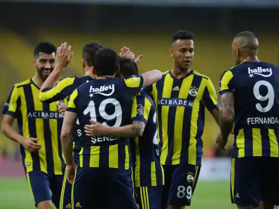 Fenerbahçe ligi ikinci tamamladı