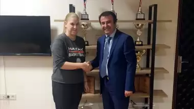 Hatay Büyükşehir Belediyespor Aikaterini Chatzidaki ile devam ediyor