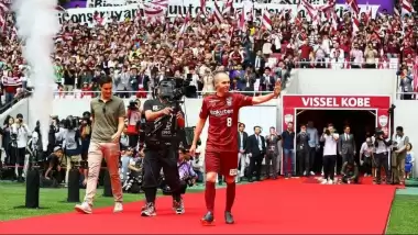 Video - Iniesta yeni taraftarıyla bir araya geldi
