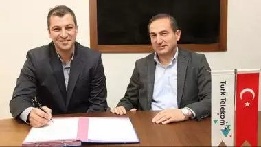 Türk Telekom'da Burak Gören'in sözleşmesi uzatıldı