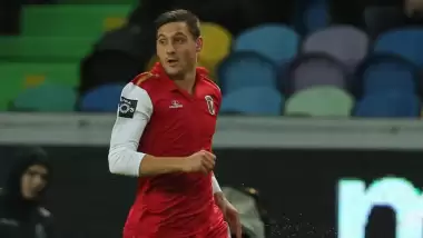 Stojiljkovic ülkesine dönüyor!