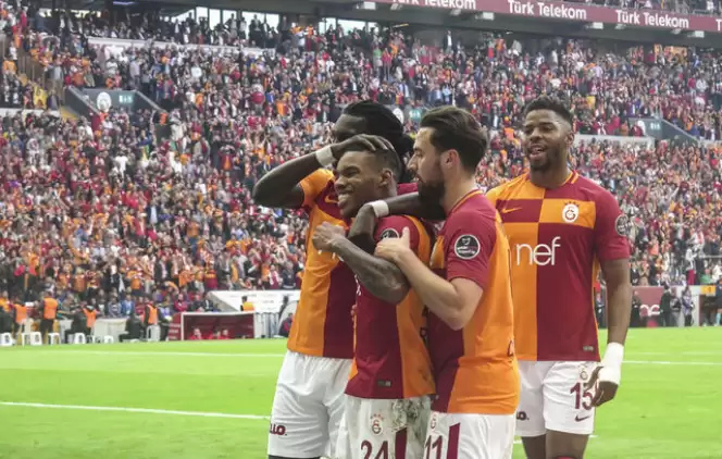 Galatasaray transfer harekatına başladı