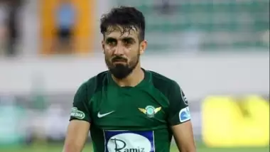 Galatasaray, Muğdat Çelik transferini KAP'a bildirdi