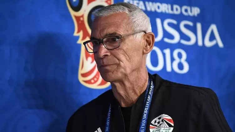 Hector Cuper'den flaş Galatasaray ve Trezeguet açıklaması!