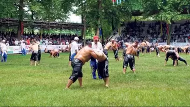 Yağlı güreşte büyük skandal! Doping uzmanlarının geldiğini görünce...