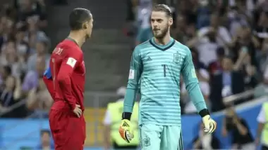 Manchester United, De Gea'yı en çok kazanan kaleci yapacak!