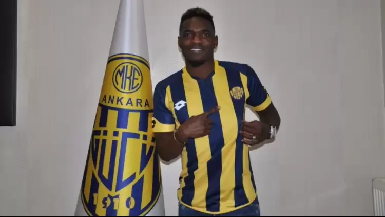 Ankaragücü, Thievy Bifouma'yı transfer etti!