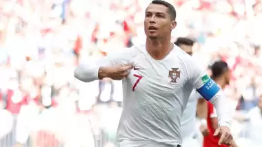 Ronaldo: Bu takımla gurur duymalı ve başımızı dik tutmalıyız!