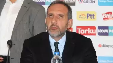 Konyaspor Futbol Şube Sorumlusu Selçuk Aksoy'dan Eto'o ve Serkan Kırıntılı açıklaması