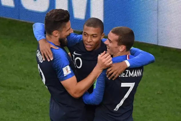 Fransa kazandı, Peru veda etti!