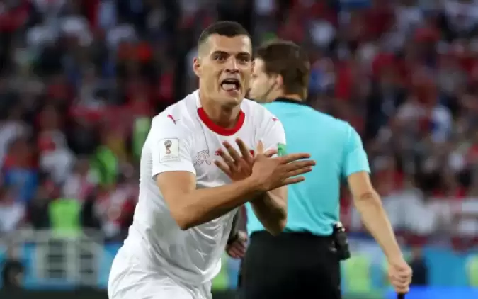 Aslen Arnavut olan Granit Xhaka'dan Sırplara karşı 'çift başlı kartal' sevinci