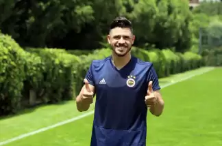 Giuliano'nun menajerinden tehdit gibi transfer mesajı!