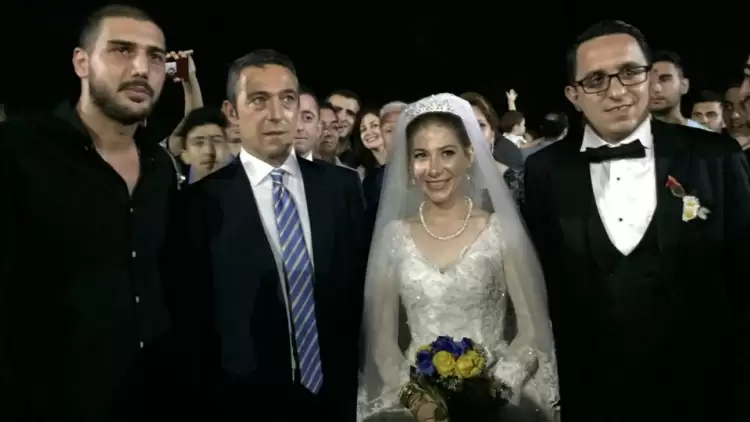 Ali Koç nikah şahidi oldu, meşale yaktı!