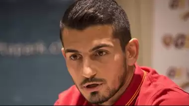 Emrah Başsan: 'Erzurumspor'da beklentileri karşılamak istiyorum'