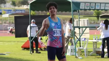 Can Özüpek'ten rekor!