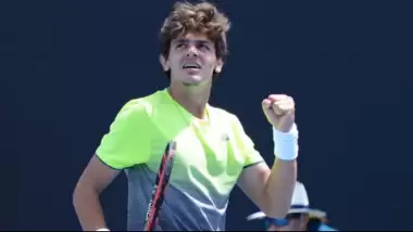 Yankı Erel'den erken veda!