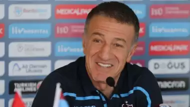 Ahmet Ağaoğlu, sosyal medya hesabını kapattı!