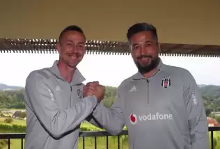 Guti'den Oğuzhan, Tolgay ve Gökhan Töre'ye özel ilgi