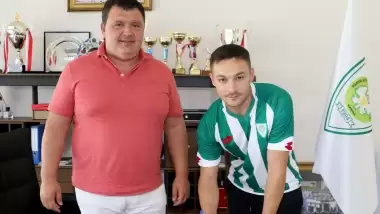 Manisa Büyükşehir Belediyespor, Alper Akçam ile sözleşme yeniledi