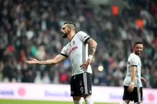 Partizan maçında forma Negredo'nun