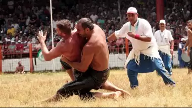 Kırkpınar'da geçen yılın şampiyonu İsmail Balaban çeyrek finalde elendi!