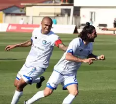 Erzurumspor'da deprem! İki takım kaptanı ile yollar ayrıldı..