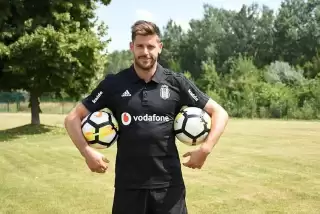 Beşiktaş'a transfer müjdesi! Geri dönüyor!