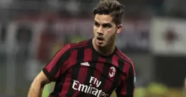 Canlı yayında açıkladı: Galatasaray, Andre Silva'nın transferini bitirdi!