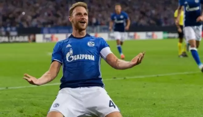 Galatasaray'a Höwedes transferinde kötü haber!