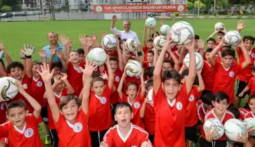 Muratpaşa'nın genç yetenekleri sahaya çıkacak!