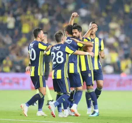 Fenerbahçe gelecek için umut verdi!