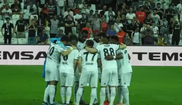 Beşiktaş, 74 gün sonra taraftarlarının önüne çıktı
