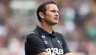 Lampardlı Derby, Reading'i 90+4'te devirdi