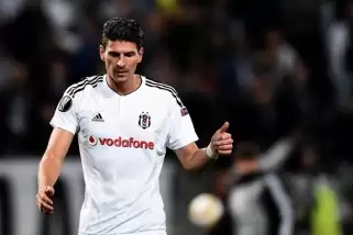 Beşiktaş, Mario Gomez'i unutamıyor