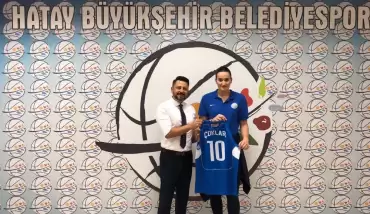 Hatay Büyükşehir Hülya Çoklar’la sözleşme yeniledi