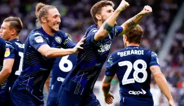 Leeds United deplasmanda Wolverhampton'ı gole boğdu! 1-4