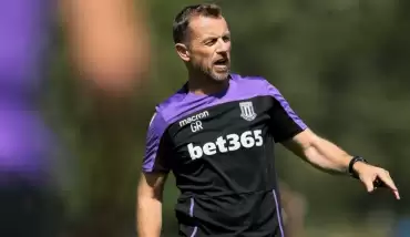 Stoke'un hocası 4 ismin bileti kesti! Ndiaye ve Indi...