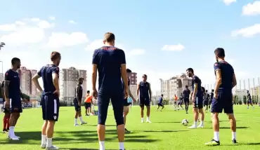 Medipol Başakşehir, Burnley maçının hazırlıklarına başladı