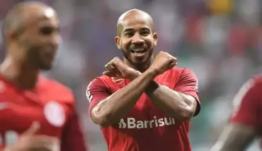 Giuliano'nun ayrılmasından sonra yerine gelecek oyuncu belli oldu!