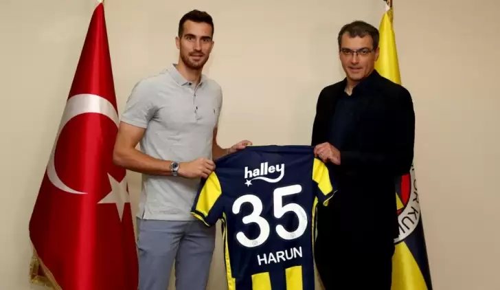 Harun Tekin resmen Fenerbahçe'de!