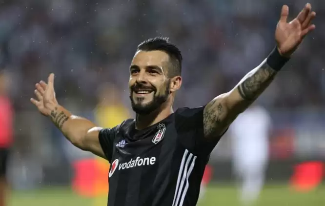 Beşiktaş'ta Negredo için flaş transfer iddiası!