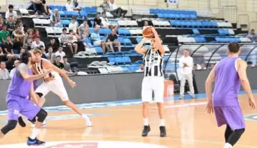 Büyükşehir basket takımı ilk hazırlık maçını kazandı