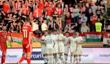 Finlandiya 1 attı, 3 aldı!