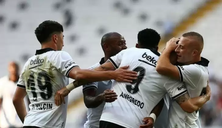 Vodafone Park'ta o futbolculara tepki! Pektemek, Love...