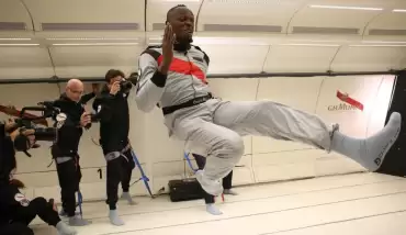 Video - Yer çekimi olmadan da en hızlısı Bolt!