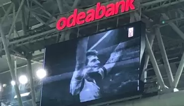 Türk Telekom Stadyumu’nda Metin Oktay anıldı