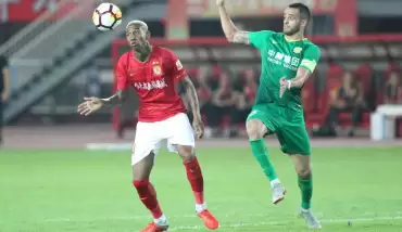Talisca kulüp satın aldı, annesi başkan oldu!