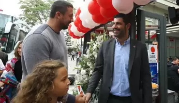 Basketbol camiası açılışta buluştu