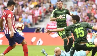 Atletico Madrid bir puanı 90+4'te kurtardı!